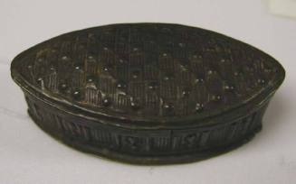 Oval Box with Lid