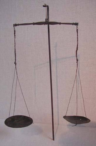 Nsania (Hanging scale)