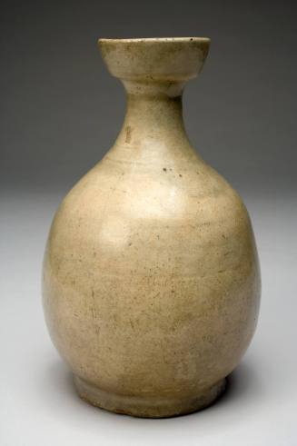 Bottle with dish-shaped mouth