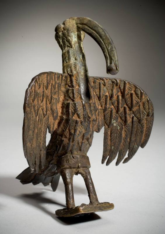 Idiophone in the shape of an ahianmwen-oro (Bird of Prophecy)
