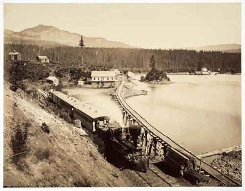 Upper Cascades, Columbia River, Oregon