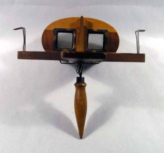 Holmes-type Hand-held Stereoscope